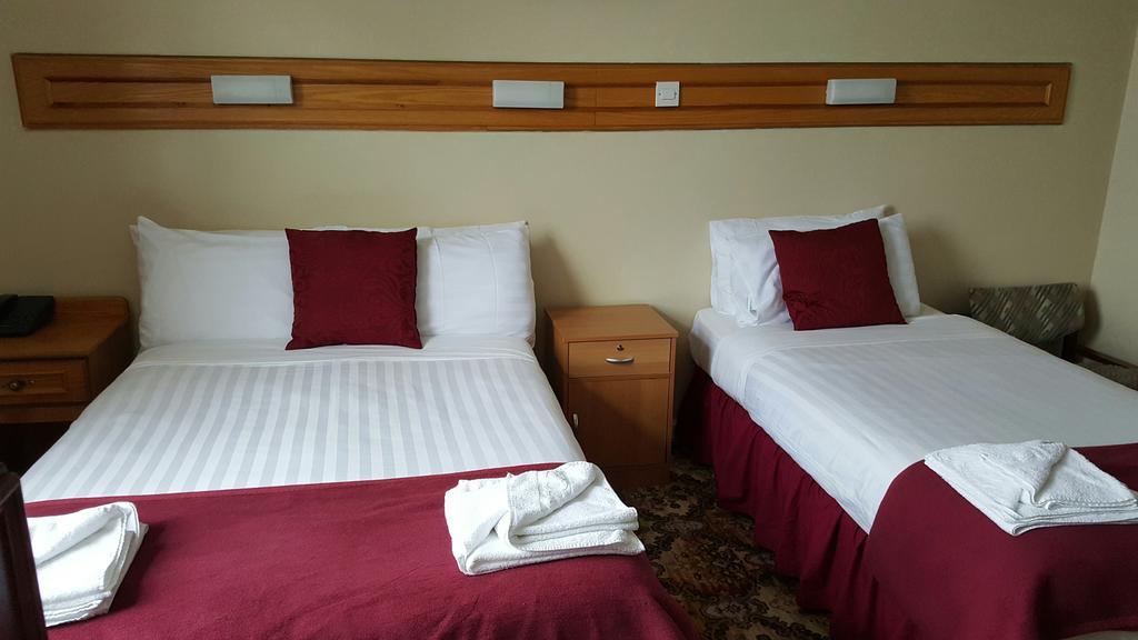 Anno Santo Hotel غالواي المظهر الخارجي الصورة