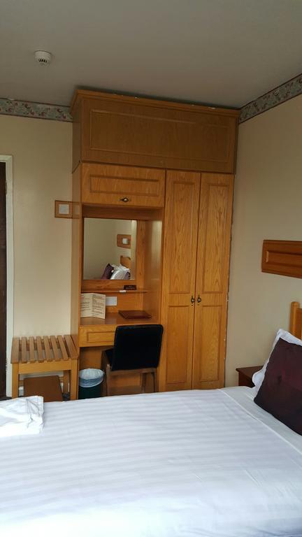 Anno Santo Hotel غالواي المظهر الخارجي الصورة