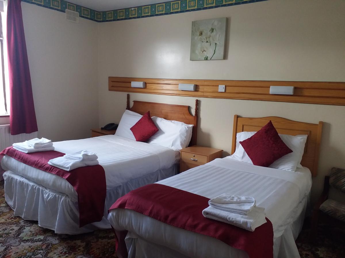 Anno Santo Hotel غالواي المظهر الخارجي الصورة